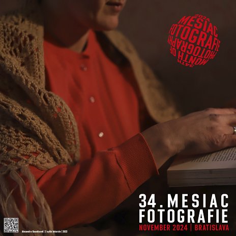 MESIAC FOTOGRAFIE v Dome umenia