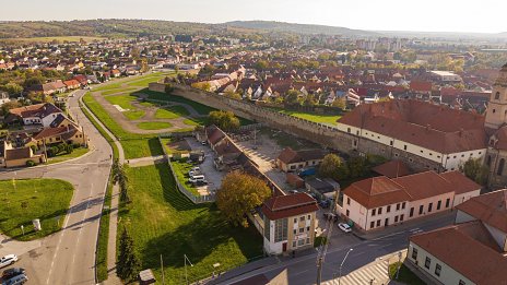 Súťaž: Mestský park pod hradbami v Skalici